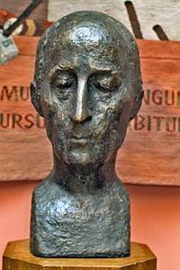 Bust of Witold Lutosławski by Barbara Zbrożyna, 1980