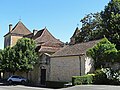 L'entrée du château de Lacoste