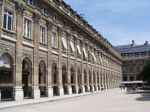 La Galerie du Beaujolais, Palais-Royal, Paris (1786-1790).