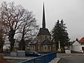 Kirche mit Ausstattung und Kirchhof