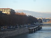 Le quai vu du pont de La Guillotière