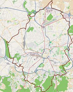 Mapa konturowa Charleroi, blisko centrum po prawej na dole znajduje się punkt z opisem „Parafia Trójcy Świętej”