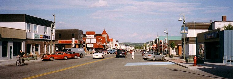 Rue principale de la ville de Chibougamau