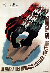 "ציפורניי הפולש האיטלקי רוצים לשעבד אותנו". כרזה קומוניסטית המציגה את ההתערבות האיטלקית במלחמה בתור פלישה זרה.