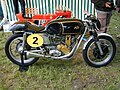 Une AJS de compétition, la 7R 350 cm3 « Boy Racer ».