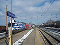 Blick auf den Mittelbahnsteig und den Hausbahnsteig