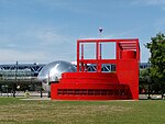 Follie Rouge en av 35 olika former, Parc de la Villette, Paris, Frankrike 1984-1987 Bernard Tschumi med Colin Fournier arkiteketer