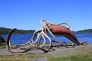 The "life-sized" concrete and metal sculpture of the Thimble Tickle giant squid, Glovers Harbour (July 2017)