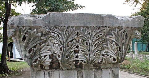 Byzantine quasi-Corinthian capital of the Column of Leo, formerly in the Forum of Leo, Constantinople, now in a courtyard of the Topkapı Palace, Fatih, Istanbul, Turkey, unknown architect or sculptor, 457-474