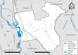 Carte en couleur présentant le réseau hydrographique de la commune