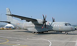 Espanjan ilmavoimien CASA C-295M Payernessä 4. syyskuuta 2004