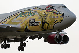 UnBoeing 747-443 in atterraggio ad Amsterdam, 2011