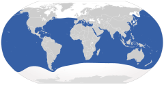 Distribuição natural do tubarão-branco (em azul).