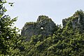Rocher de la Cathédrale vue de la route de Résinand.