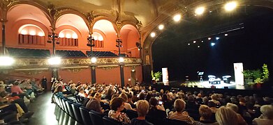 Dans la salle Poirel.