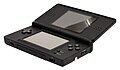 2. Console Nintendo DS Lite.