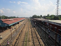 স্টেশনের ১ ও ২ নং প্লাটফর্ম।