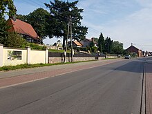 Wobesde Ortsansicht mit Kirche