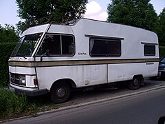 Camping-car Hymer sur châssis Mercedes-Benz L206D