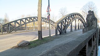 Zweite Ausschläger Brücke von nah