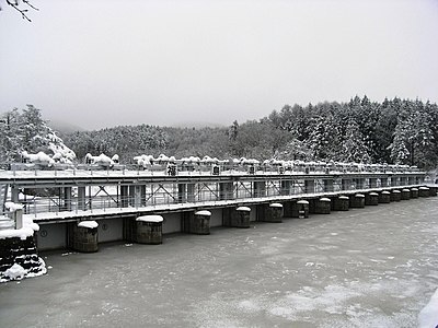 猪苗代湖水位調整用安積疏水・十六橋水門