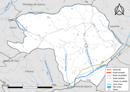 Carte en couleur présentant le réseau hydrographique de la commune