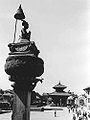 Estátua na praça principal de Bhaktapur