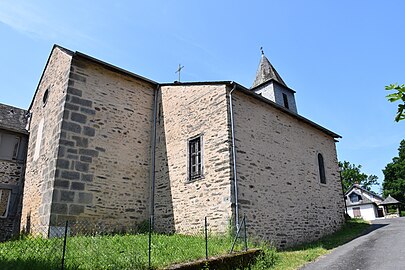 Vue de l'arrière de l'église.