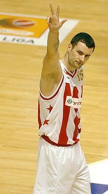Gurović with Crvena zvezda.