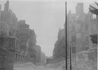 NARA copy #51 (No image caption, in section This is how the former Ghetto looks after having been destroyed) Possibly Nowolipki / Smocza intersection looking West on Nowolipki Street.