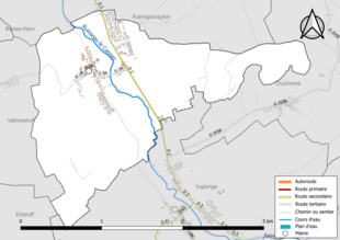 Carte en couleur présentant le réseau hydrographique de la commune