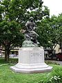 Nathaniel Hawthorne statue ‎