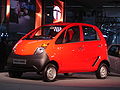 Красный Tata Nano: стандартная модель