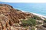 Large-scale coastal erosion at Torrey Pines State Reserve, California.