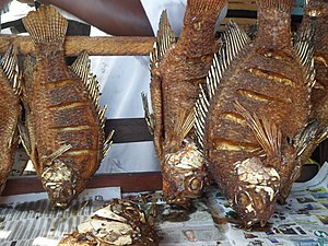 Pesci fritti in profondità dall'Uganda.