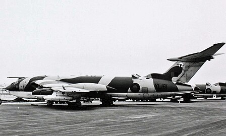 Handley Page Victor B2 with Kuchemann carrots on wing surface