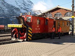 Un chasse-neige à la gare de la Kleine Scheidegg.