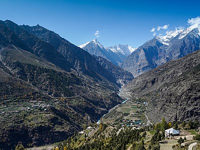 Bhaga valley in Lahaul, by Tagooty