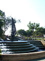 奧海公園內為慶祝李麗珊在1996年奧運會獲得金牌的風帆雕塑，唯到2012年受強颱風韋森特破壞而拆卸