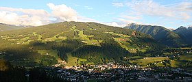 Vue de la Planai et de Schladming (dans l'ombre).