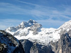 Le Triglav vu depuis Debela Peč.