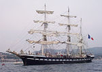 Le Belem dans la baie de Sanary en août 2003