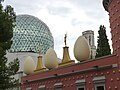 Image 17The Dalí Theatre and Museum, commemorating Salvador Dalí in his home town of Figueres, Catalonia, has a geodesic dome and is decorated with giant eggs.