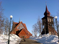 A igreja e o campanário