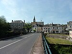 Vue du bourg depuis le pont sur l'Indre.