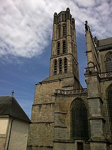 Junction of Romanesque bell tower with the Gothic church