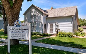 "The House That Pa Built", located at 210 3rd Street SW in De Smet