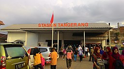 Järnvägsstation i Tangerang.