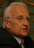 Edmund Stoiber, Europapolitischer Dialog Berlin, 2003-2 (cropped).jpg