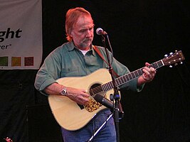 Herb Pedersen performing in 2004.
